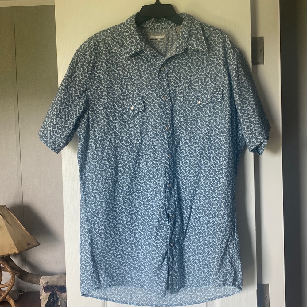 XLT Wrangler Wrancher pearl snap short sleeve